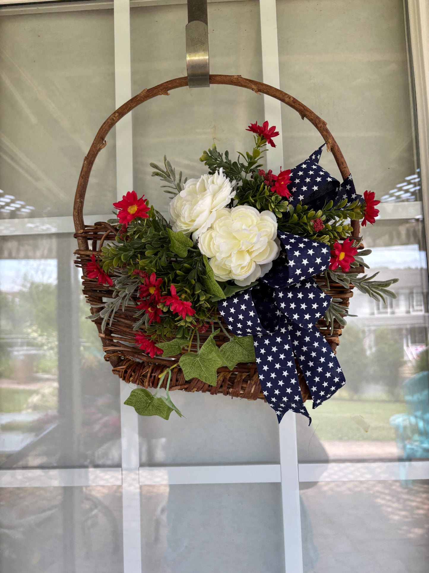 PATRIOTIC DOOR BASKET