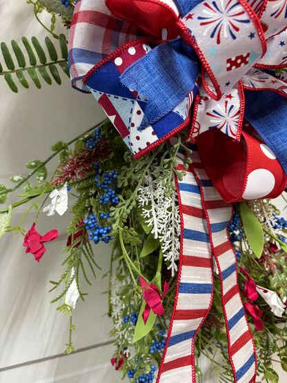 18" Red White Blue Grapevine Patriotic Greenery Wreath